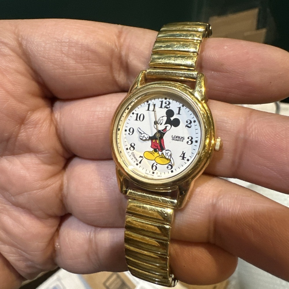 Working Vintage Lorus Mickey Mouse Watch Unisex Gold Tone 26mm New Battery 6.5"